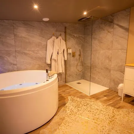 아파트 Beige Berstett